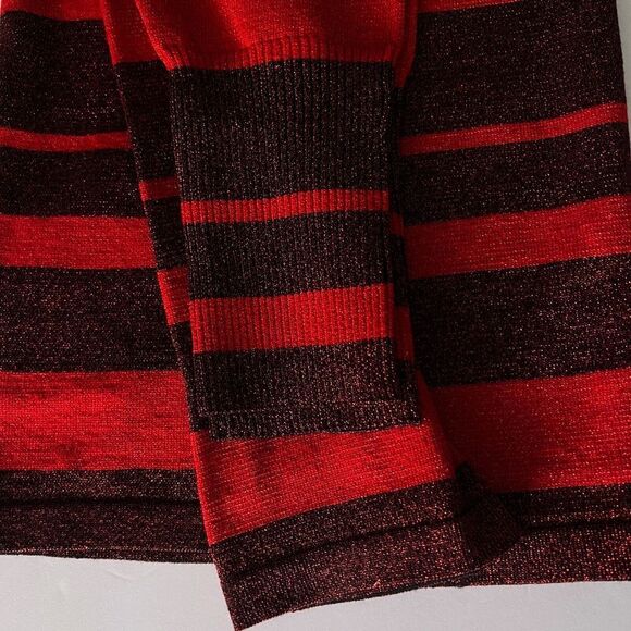 Questions Women's Red & Black Striped Cold Shoulder Sweater 2X metallic thread - Picture 6 of 13